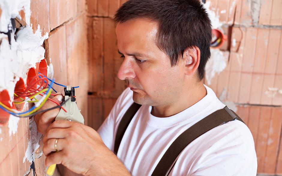 travail électricien Massy