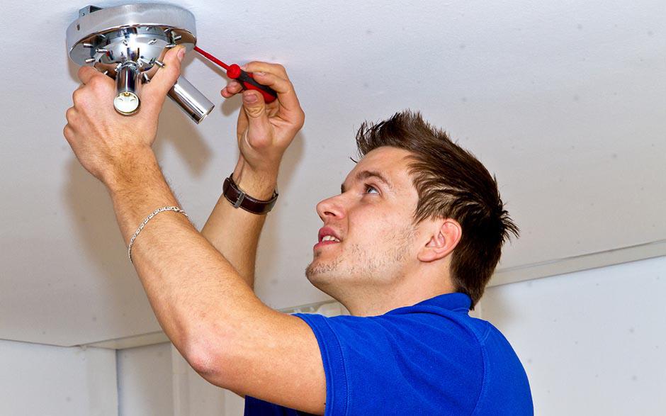 électricien maintenance Cesson